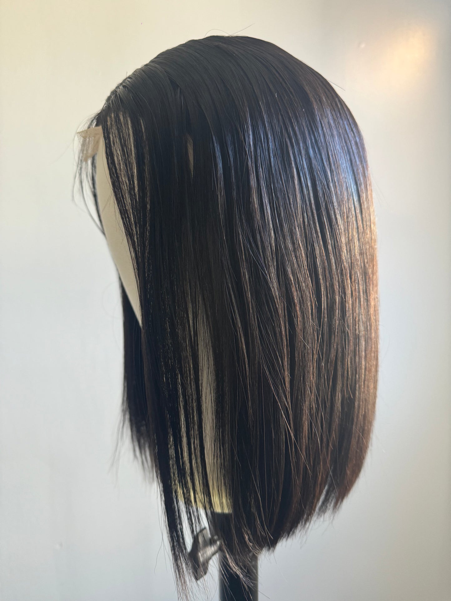 SDD Kim-k Bobo wig 12" Bone straight natural black